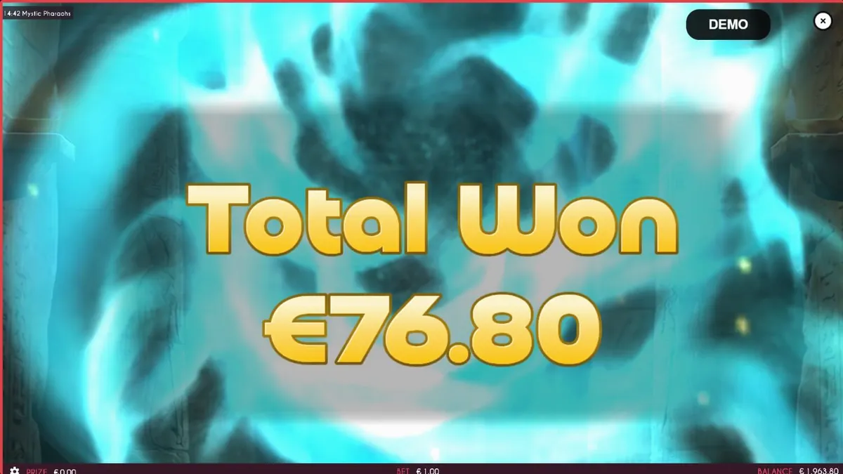 Interface do jogo de slot Mystic Pharaohs com símbolos egípcios e rolos dourados